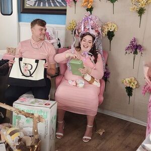 Meet your Posher, Emily